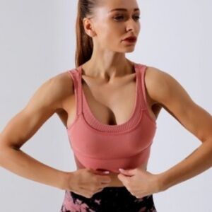 (B20) NEW Qbe Seamless Pink Sports Bra, Size Medium, NWOT